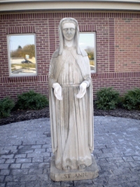 st ann statue